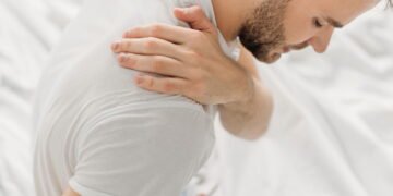 Fisioterapeutas explicam como tratar e prevenir lesões no ombro