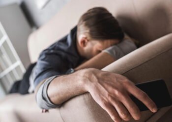 Especialista revelam frases que bloqueiam seu dia desde o primeiro minuto