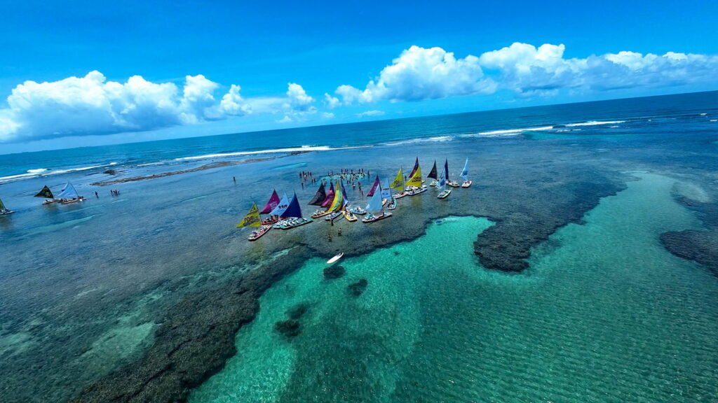 Essa praia pernambucana virou o refúgio preferido dos brasileiros