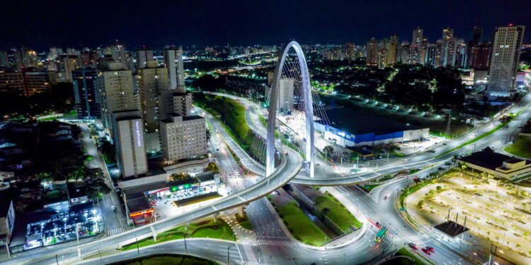 Cinco cidades brasileiras viraram máquinas de fazer gente feliz sem precisar de milagre