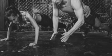 Dr. Paulo Muzy, médico do esporte: “O álcool pode destruir até 30% disso no seu treino”