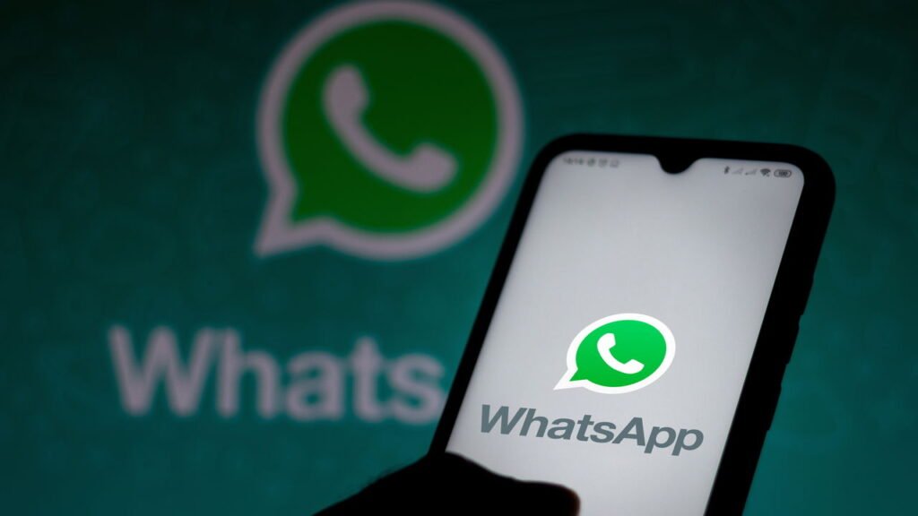 De faxineiro a bilionário, o início secreto do WhatsApp