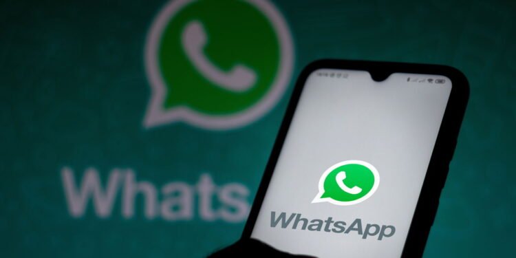 De faxineiro a bilionário, o início secreto do WhatsApp