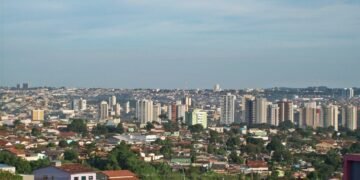 A cidade goiana que está surpreendendo o Brasil com seu crescimento