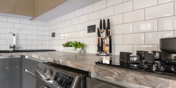 Pastilhas limpas e brilhantes com truques simples e baratos