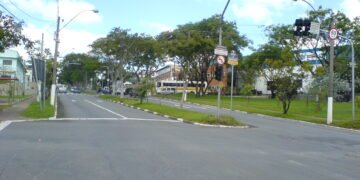 Cidade a 90 km de SP encanta com festa do figo e clima de interior com qualidade de vida