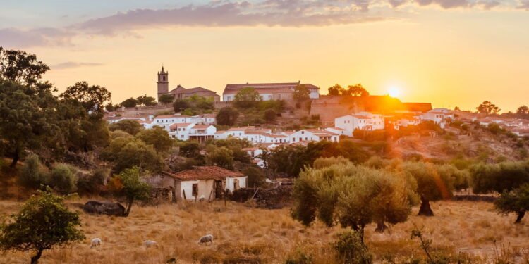 Você vai se apaixonar por cada rua dessa cidade que mantém seu charme medieval