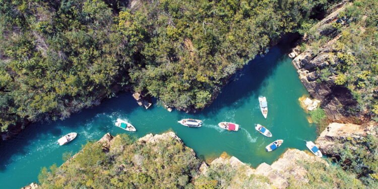 Cânions do Lago de Furnas