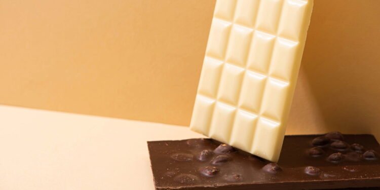 Afinal, por que o chocolate branco não é considerado chocolate?