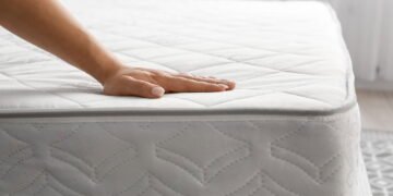 Conheça o hábito mais importante para manter seu colchão limpo e durável