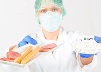 Como funcionam os conservantes que fazem alimentos durar anos?