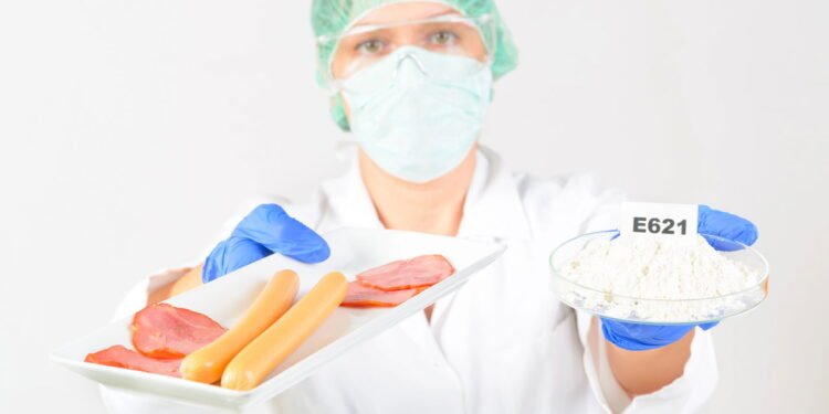 Como funcionam os conservantes que fazem alimentos durar anos?