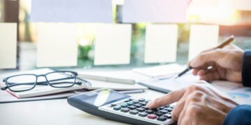 Economize já! 5 truques simples para reduzir sua conta de luz em casa