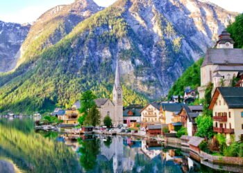 Como um vilarejo no meio da montanha virou um dos lugares mais fotogênicos do mundo