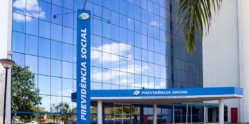 Crise no INSS assusta aposentados e ameaça a economia brasileira