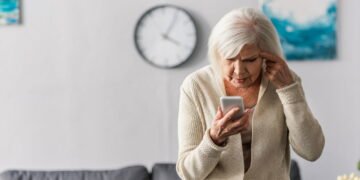 Os celulares mais fáceis de usar para quem passou dos 60 anos