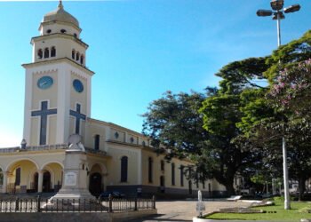 Turistas estão descobrindo uma cidade mineira cheia de tesouros escondidos