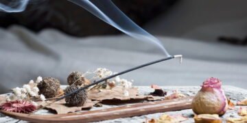 Aromas que curam! Veja como o uso de incensos pode equilibrar as emoções e energias