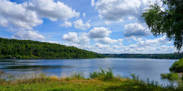 Conheça a cidade que virou represa e virou exemplo de gestão hídrica