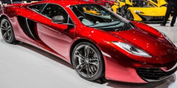 Já ouviu falar na Santíssima Trindade dos hipercarros? Conheça as lendas do mundo automotivo!