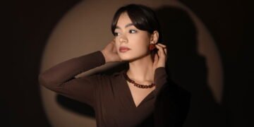 O tom que substitui o preto e promete ser o novo queridinho da moda