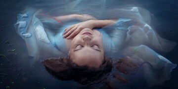 O que realmente acontece com o corpo nos primeiros minutos após a morte?