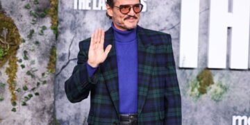 Pedro Pascal revelou seus livros favoritos e eles dizem mais sobre ele do que você imagina