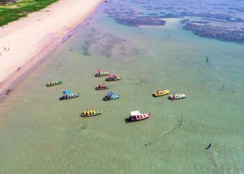 Praias secretas do Brasil oferecem piscinas naturais sem multidões de turistas