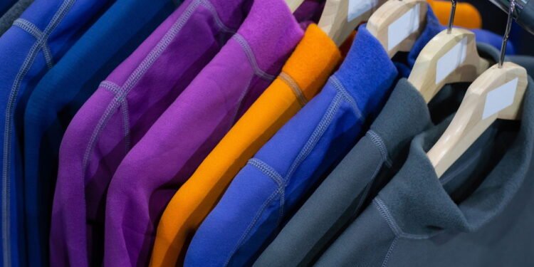 Como roupas com proteção UV funcionam e por que estão virando item essencial