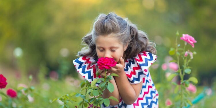 Poucos conhecem a técnica que esconde cabelos brancos sem usar tintura