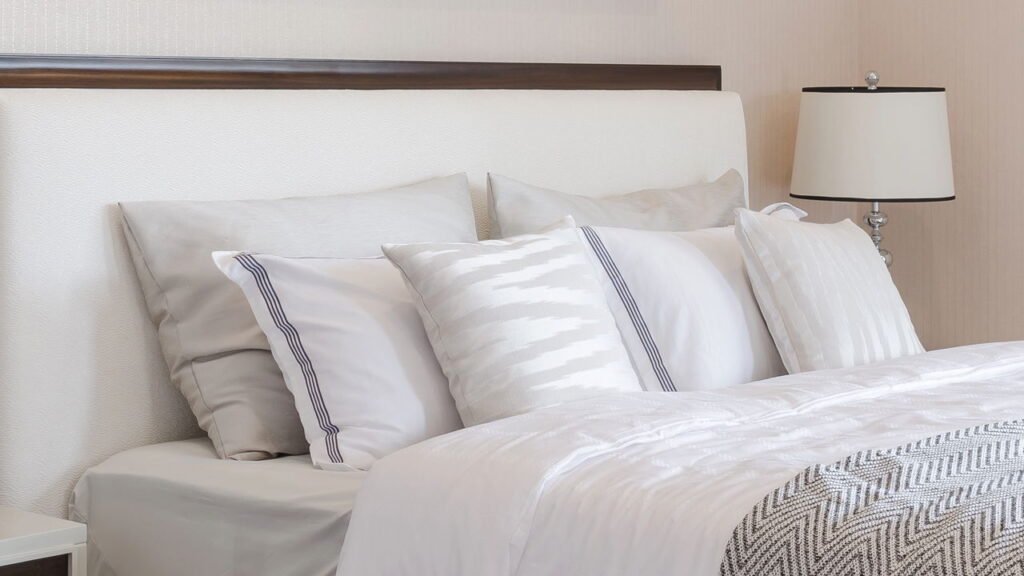 A frequência ideal para trocar os lençóis segundo especialistas