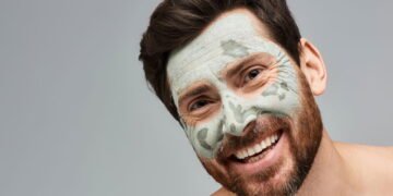 O segredo da pele perfeita! Confira a rotina de skincare mais utilizada por homens