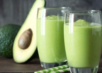 Vitamina de abacate traz energia e ajuda seu coração