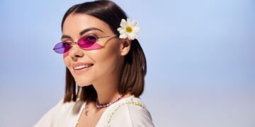 O acessório de cabelo dos anos 80 que conquistou a geração Z