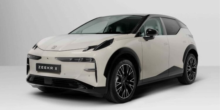 Zeekr X chega ao Brasil redefinindo a definição de elétrico de luxo e se torna grande rival da Volvo EX30