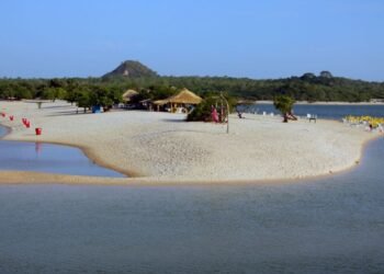 Essa cidade é reconhecida por preservar tradições indígenas e promover o turismo sustentável