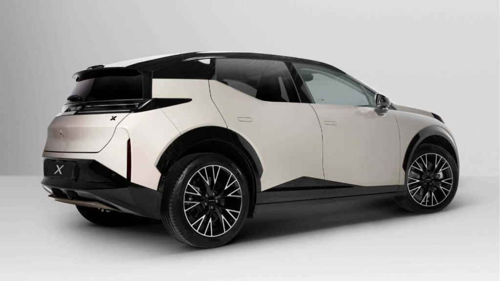 Zeekr X chega ao Brasil redefinindo a definição de elétrico de luxo e se torna grande rival da Volvo EX30