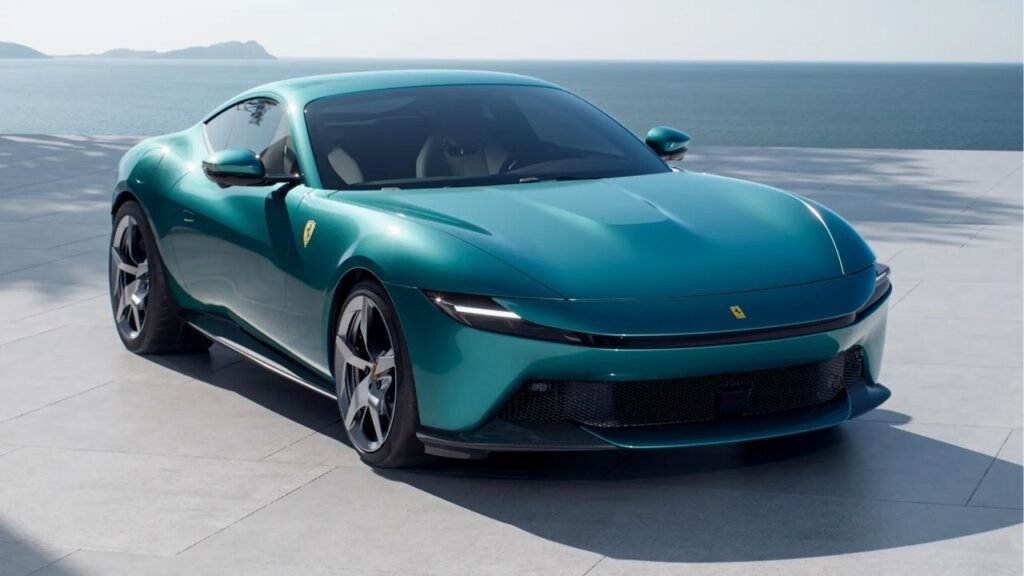 Nova Ferrari Almafi é anunciada com motor V8 twin-turbo e promete ser o esportivo de entrada da marca