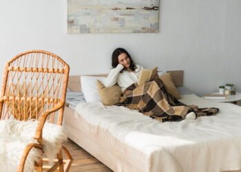 Aquecer a cama nunca foi tão fácil com esse truque polonês