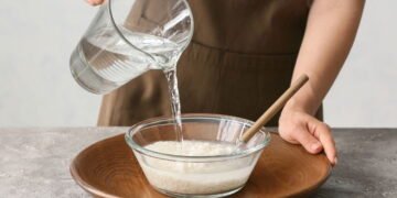 Essa bebida fermentada japonesa está virando a queridinha da saúde e bem-estar