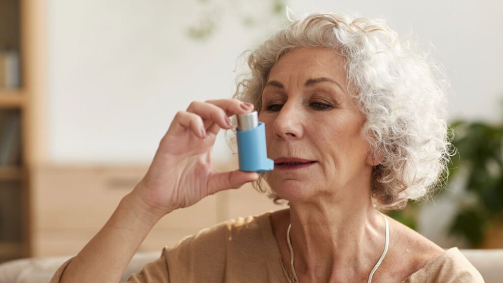 Você sabia que a menopausa pode piorar os sintomas da asma?