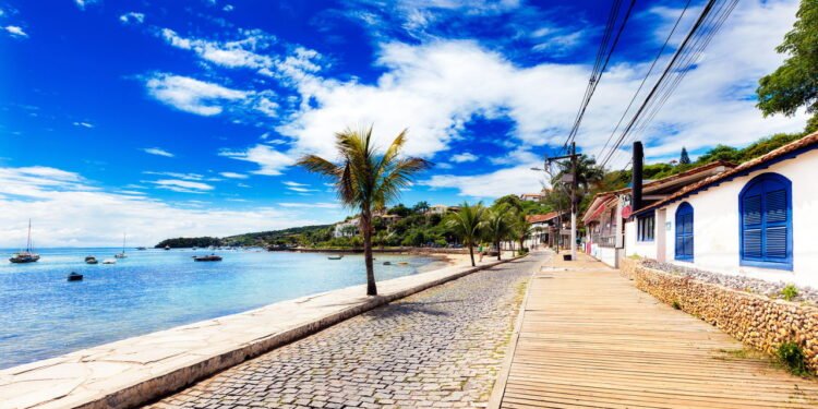 A cidade mais charmosa do litoral fluminense está mais em alta do que nunca