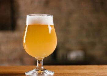 Dr. Alexandre Duarte, CRM-SP 162757: “Cerveja ou vinho fazem algum bem pra saúde?”