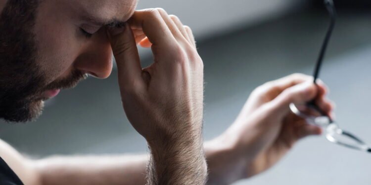 Quando estiver com dores de cabeça nunca coma estes alimentos