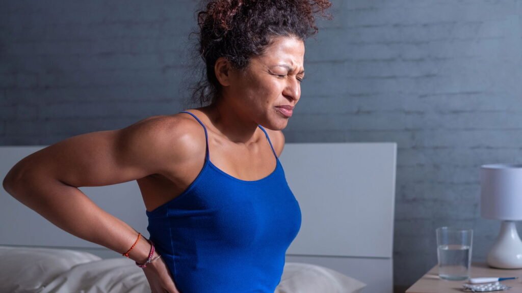 Dores nas costas? Conheça os melhores exercícios e alongamentos eficazes para aliviar e prevenir