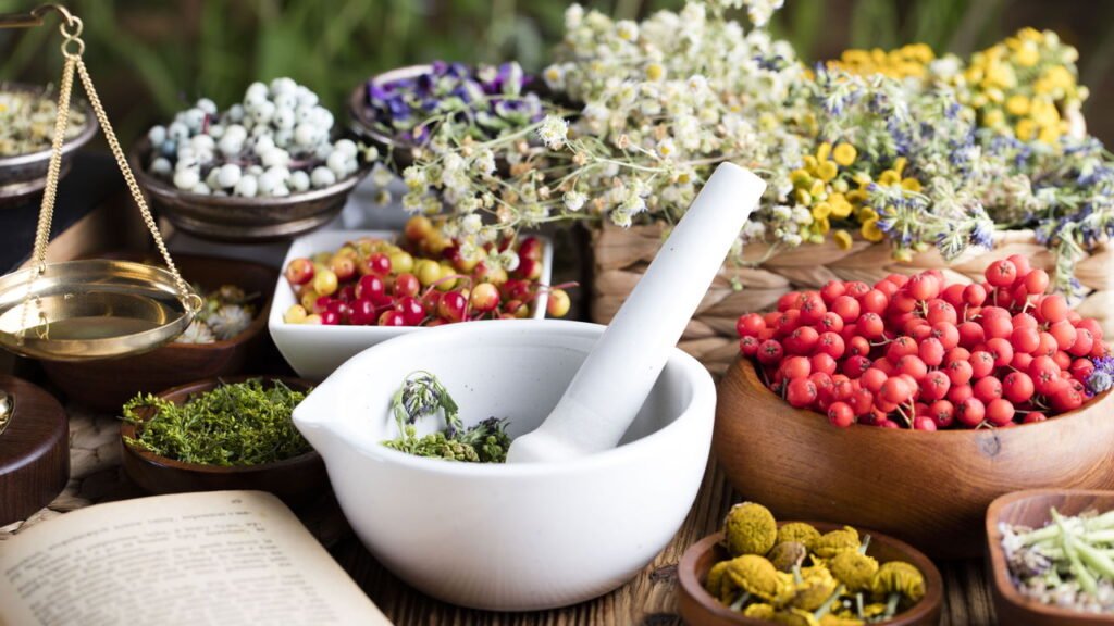 Estudos revelam os benefícios das práticas integrativas na terceira idade