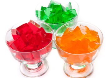 Essa gelatina com colágeno pode rejuvenescer sua pele em semanas