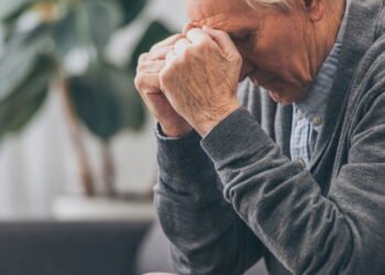 O lado oculto da ansiedade na velhice que ninguém comenta