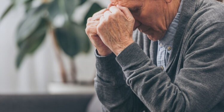 O lado oculto da ansiedade na velhice que ninguém comenta