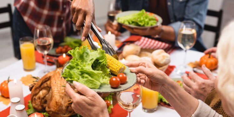 comer mais quando estamos acompanhados